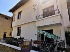 Guesthouse "Slavkova"