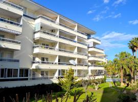 Luminoso y acogedor apartamento en Albir, khách sạn ở Albir