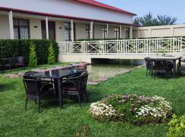 Very Well Guest House, hotel near Heydar Aliyev Airport - GYD, Baku