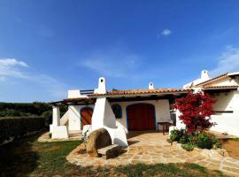Villa Cala d'Oro santa teresa di gallura, hotel in Santa Teresa Gallura