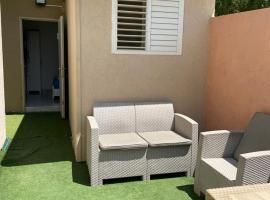 פרטיות וחוויה אצל יעקב וירדנה Privacy and an experience at Jacob and Yardena, hótel í ‘Afula