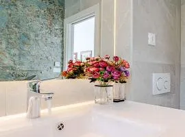 Villa Korcula Grandeur 5 Bedrooms Stunning Waterfront Setting Direct Sea Access