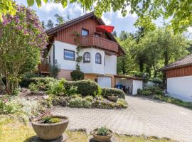 Ferienwohnung Haus am Wald, cheap hotel in Meßstetten