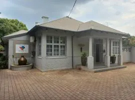 Triple9 Hatfield Guesthouse