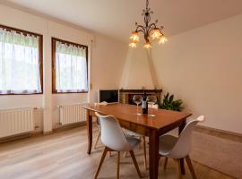 Grazioso appartamento ai piedi delle Dolomiti - SELF CHECK-IN, apartamento em Cesiomaggiore