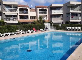 Residence EDEN - 300m de la mer , parking privatif inclus, feriebolig i Juan-les-Pins