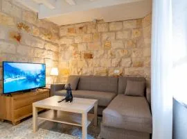 Via Maria Boutique Suites - Free Parking