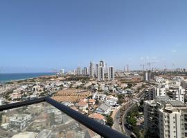 Roy Vacation Home, hotel i Rishon LeZion