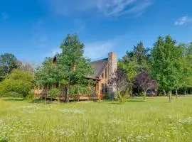 Pet-Friendly Jefferson Home Near Lake O the Pines