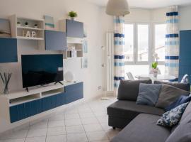 Ad un passo dal molo con 2 biciclette incluse, self catering accommodation in Viareggio