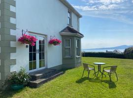 Sea Breeze House, Buncrana, hotell sihtkohas Luddan