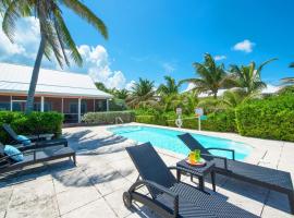 Cayman Dream by Grand Cayman Villas & Condos, hotel amb aparcament a Driftwood Village
