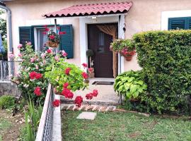 Holiday Home Goga، فندق في درنيس