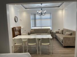 Araan House Hotel -Families and Couples Only, hotel em Blackpool