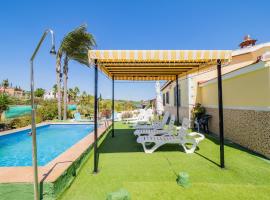 Cubo's Finca Fernando, holiday home in Coín