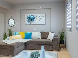Veria Panorama Luxury Suite with Garden 2