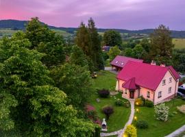 u Beatki, farm stay in Lutowiska