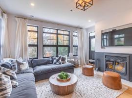 Tremblant Prestige - Les Eaux 215-6