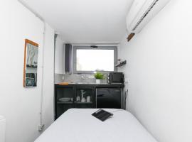 Monastiraki CityCenter Sleepbox- Unspoiled Athens Apartments