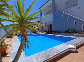 Casa Madeira, villa in Burgau