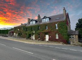 Aysgarth Falls Hotel & Restaurant، فندق في إيسجارث