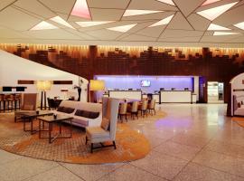 Sheraton Berlin Grand Hotel Esplanade, готель у Берліні