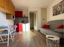 Charmant studio rénové aux Molanès - Balcon, parking privé, proche télécabine et navette - FR-1-165A-177