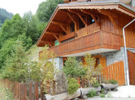 Spacious holiday home near center of Champagny, hotel in Le Villard