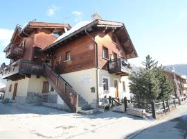 Apartment in Baita only 200m from the ski lifts、リヴィーニョのホテル