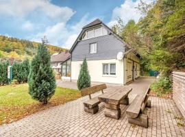 Deluxe Holiday Home in Brilon Wald near Ski Area, hotel with parking in Brilon
