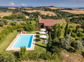 Pet Friendly Home In Volterra With Private Swimming Pool, Can Be Inside Or Outside, מלון בMontaperti