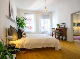 Casa Wimpina - geschmackvolles Appartement im Herzen der Altstadt, hotel en Bad Wimpfen