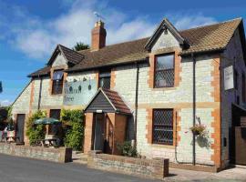 The Walnut Tree, hótel í Yeovil