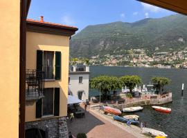 La Finestra sul Molo - by MyHomeInComo, hotel v destinaci Torno