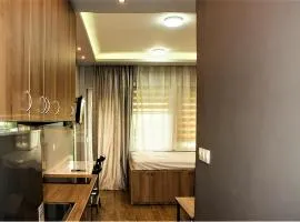 Blue like Orange with balcony