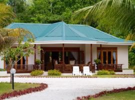 Les Villas D'or, hotel cerca de Glacis Noir Nature Trail, Baie Sainte Anne