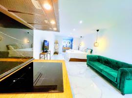 Garden Boutique, hotel in Mijas Costa