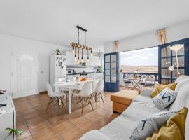 Home2Book Charming Apt Caleta de Caballo Beach – apartament w mieście Caleta de Caballo
