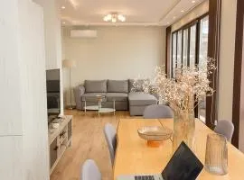 Seaview Haven - Elegant 2BD Flat in Balchik by Flat Mаnager
