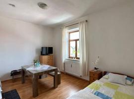 Appartment im Herzen Bayerns: Bruckmühl şehrinde bir ucuz otel
