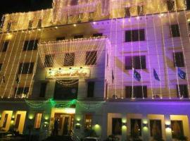 Royal Desert Palm Hotel, hotel en Rahimyar Khan