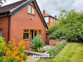Quiet Annex With Lovely Garden And Parking, pensionat i Bredbury
