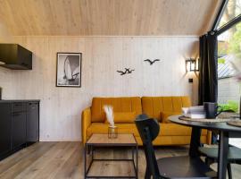 Morska Przystań Pil&euml;ce - Jacuzzi, chalet de monta&ntilde;a en Jastrzębia G&oacute;ra