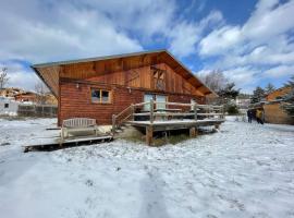 Chalet familial - Pyrénées, au cœur des 3 stations, hotel en La Cabanasse