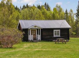 Lovely Home In Gll With Kitchen, Villa in Gällö