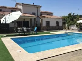 Casa Rural El Zarzoso TR-CC-00562