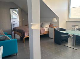 Appartement 1, hotel with pools in Bersenbr&uuml;ck