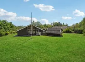 Amazing Home In Oksbl With Sauna, Wifi And 5 Bedrooms