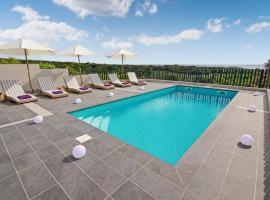 3 Bedroom Stunning Home In Plat, hotel v destinaci Palit