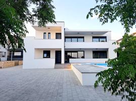 Villa Leptirić, hôtel à Vir